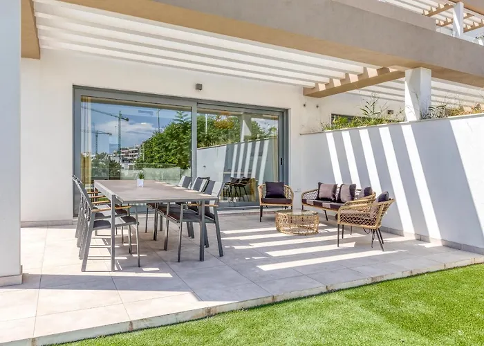 Hanami South Bay Sb2 Apartment Estepona